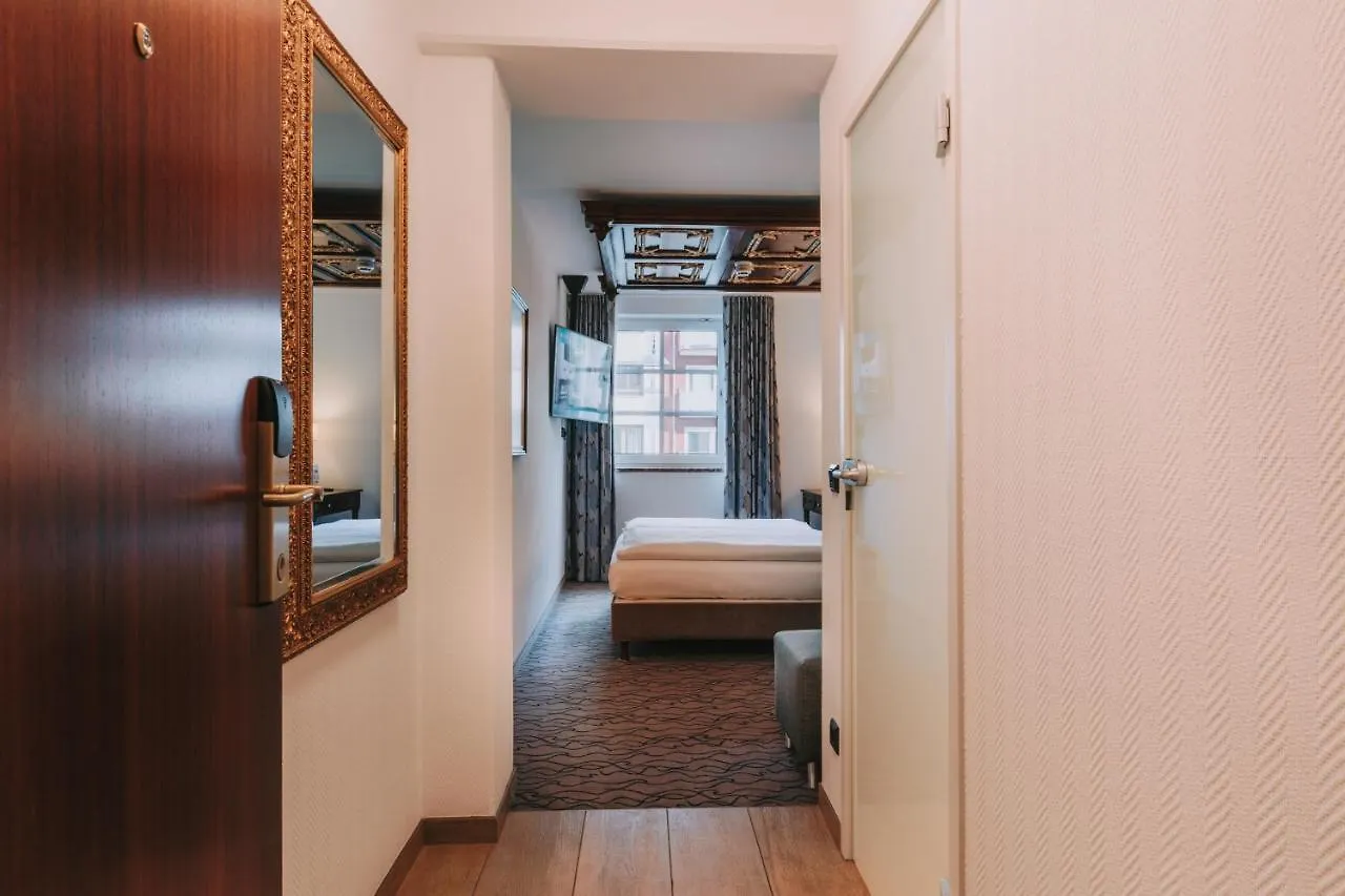 King'S Hotel Center Superior Monachium 3*,